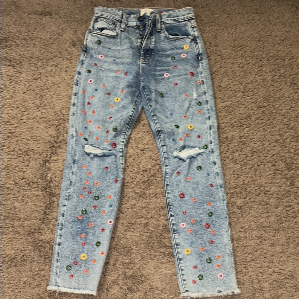 Alice + Olivia Blue Ankle Cropped Jeans with Artistic Distressing
